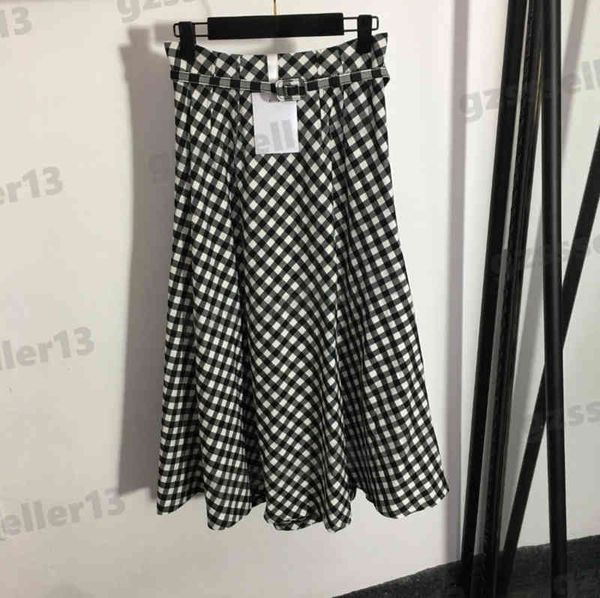 womens designer dress black and white plaid print dresses fashion high waist pleated skirt with belt women clothing size s-xl 0912, Black;gray
womens designer dress black and white plaid print dresses fashion high waist pleated skirt with belt women clothing size s-xl 0912, Black;gray