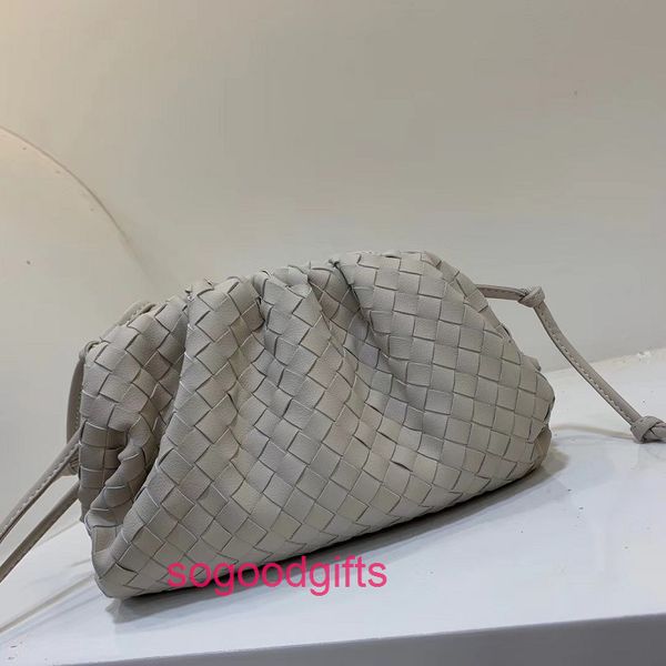 luxurys jodies designers bag crossbody bottegas bags venetas with the logo yunduo bag women's woven single shoulder bag messenger
luxurys jodies designers bag crossbody bottegas bags venetas with the logo yunduo bag women's woven single shoulder bag messenger