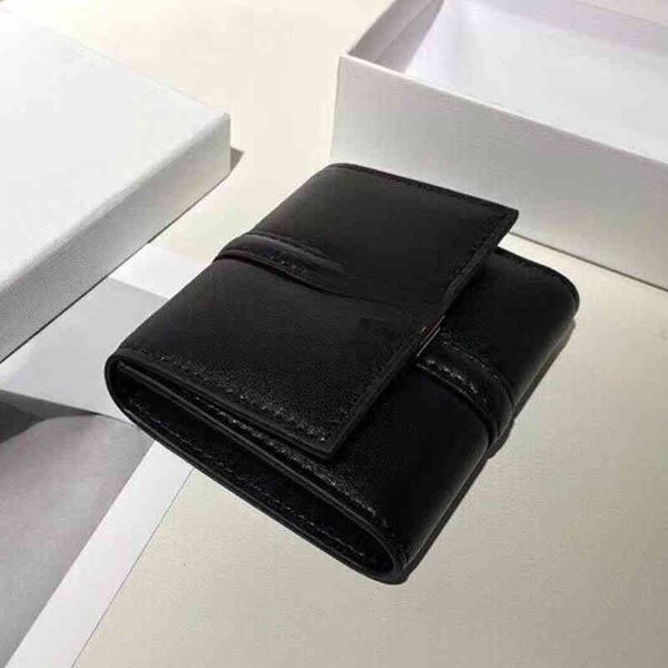 wallets classic wallet women multiple card slots clutch leather luxury designer brand female purses, Red;black
wallets classic wallet women multiple card slots clutch leather luxury designer brand female purses, Red;black