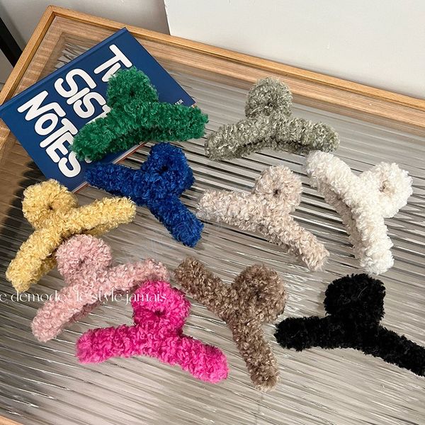 13cm woman korean large lambs wool cross hair claw barrettes fashion girl hair clip crab headwear hair accessories hairpins, Slivery;white
13cm woman korean large lambs wool cross hair claw barrettes fashion girl hair clip crab headwear hair accessories hairpins, Slivery;white