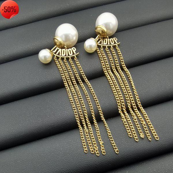 50% off factory special clearance designer jewelry earrings charms d di celebriti front and long fashion simple letter, Golden
50% off factory special clearance designer jewelry earrings charms d di celebriti front and long fashion simple letter, Golden