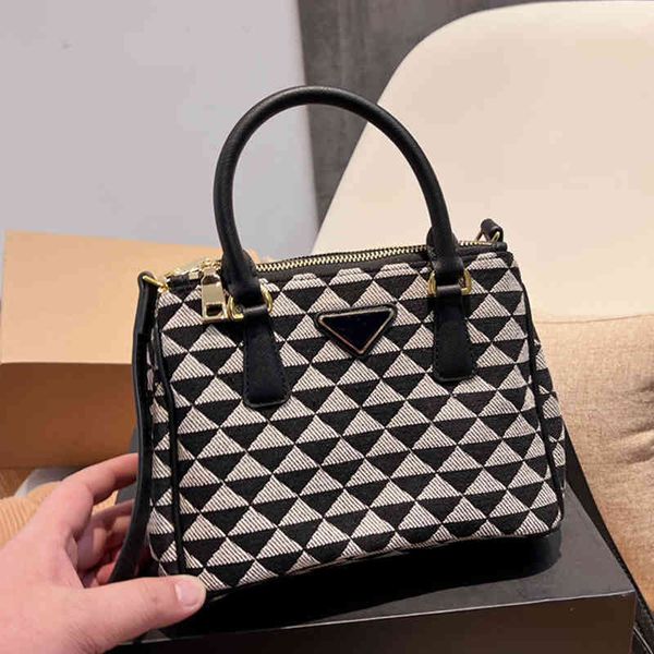 designer luxury prade bags for womens pink strap crossbody handbags vintage pravda paris plaid totes bag purses shoulder pada mens multicolo
designer luxury prade bags for womens pink strap crossbody handbags vintage pravda paris plaid totes bag purses shoulder pada mens multicolo