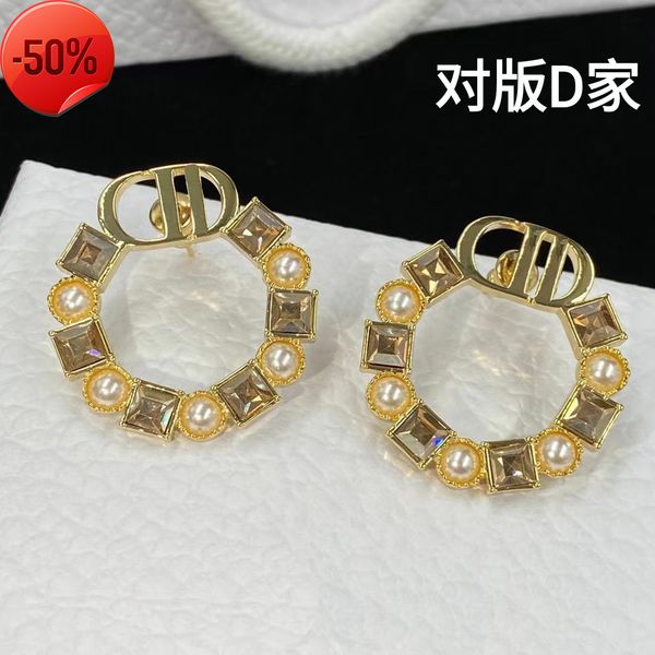 50% off factory special clearance designer jewelry earrings charms classic d di network red letter, Golden
50% off factory special clearance designer jewelry earrings charms classic d di network red letter, Golden