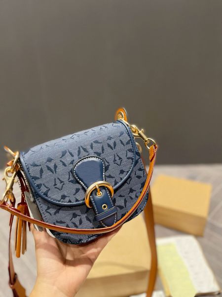 designer luxury women the tote bag fashion versatile handbags shoulder crossbody bags purse telfars totes large capacity saddle wallets 7a y
designer luxury women the tote bag fashion versatile handbags shoulder crossbody bags purse telfars totes large capacity saddle wallets 7a y