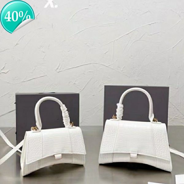 designer evening bag new shoulder mini hand 2022 fashion women luxury digner s white black leather embroidery multicolor single large capaci
designer evening bag new shoulder mini hand 2022 fashion women luxury digner s white black leather embroidery multicolor single large capaci