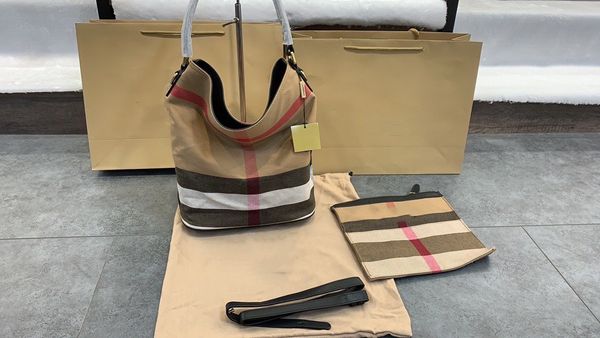 the tote bag ladies famous designers practicaly large capacity plain cross body shoulder bag
the tote bag ladies famous designers practicaly large capacity plain cross body shoulder bag