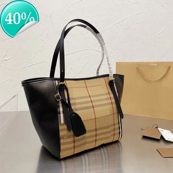 designer evening bag new shoulder mini hand classic temperament deformation tote shopping large stripe s women s purse
designer evening bag new shoulder mini hand classic temperament deformation tote shopping large stripe s women s purse