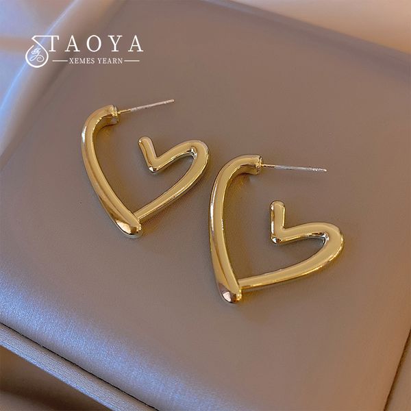 new design sense irregular heart metal dangle earrings fashion accessories for goth girls woman, Silver
new design sense irregular heart metal dangle earrings fashion accessories for goth girls woman, Silver