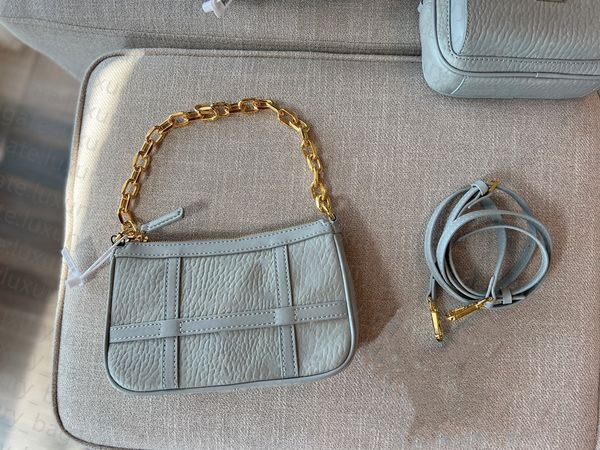 woman bag single shoulder bag mc diamond logo design cross body bag import first layer cowhide haze blue fashion zipper
woman bag single shoulder bag mc diamond logo design cross body bag import first layer cowhide haze blue fashion zipper