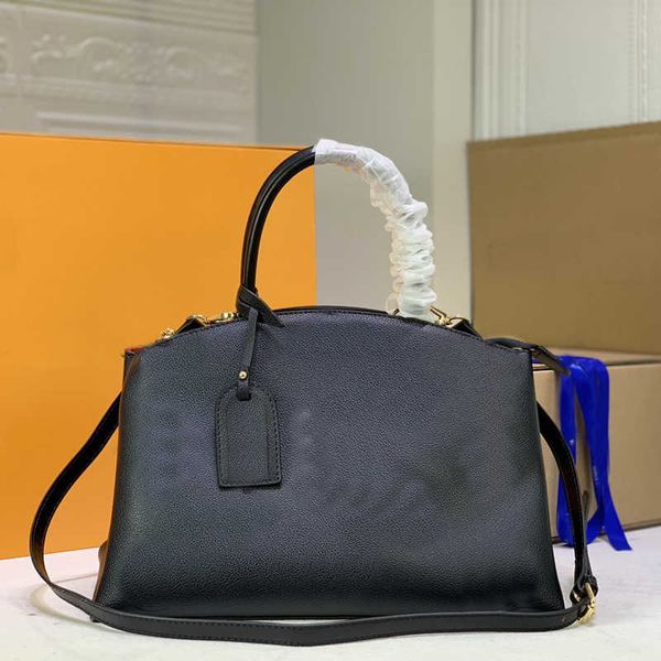 large package handbag tote bag cowhide leather printing letter removable shoulder strap zipper closure 2022
large package handbag tote bag cowhide leather printing letter removable shoulder strap zipper closure 2022
