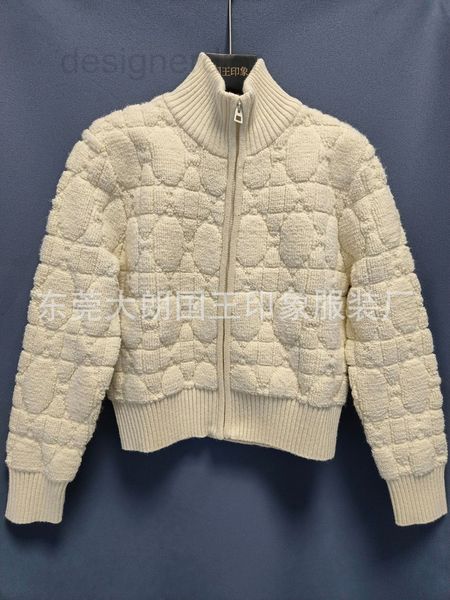 women's knits & tees designer king impression dijia autumn and winter 2022 new white wool blended high neck zipper long sleeve knitwear
women's knits & tees designer king impression dijia autumn and winter 2022 new white wool blended high neck zipper long sleeve knitwear