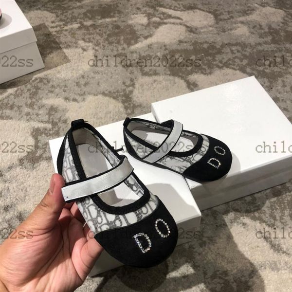 bling flash drill dance shoes mesh stitching 2022 girls dr flat shoes newly designer baby dancing shoe versatile classic lambskin dance264z, Black;grey
bling flash drill dance shoes mesh stitching 2022 girls dr flat shoes newly designer baby dancing shoe versatile classic lambskin dance264z, Black;grey