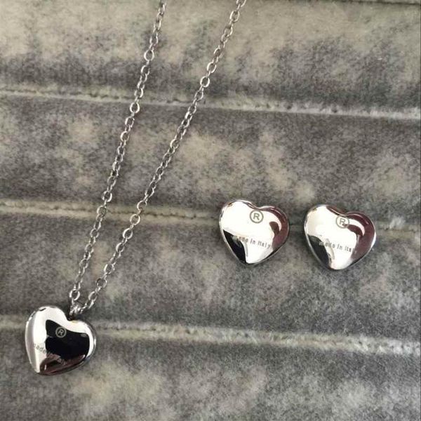 high polished trendy design women earrings necklace stainless steel gold silver rose colors sets heart love pendant fashion designer je284z
high polished trendy design women earrings necklace stainless steel gold silver rose colors sets heart love pendant fashion designer je284z