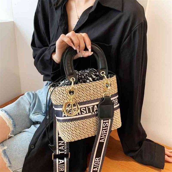 shoulder bags women's bags can be customized and mixed batches leisure foreign style letter straw versatile portable square trend perso
shoulder bags women's bags can be customized and mixed batches leisure foreign style letter straw versatile portable square trend perso