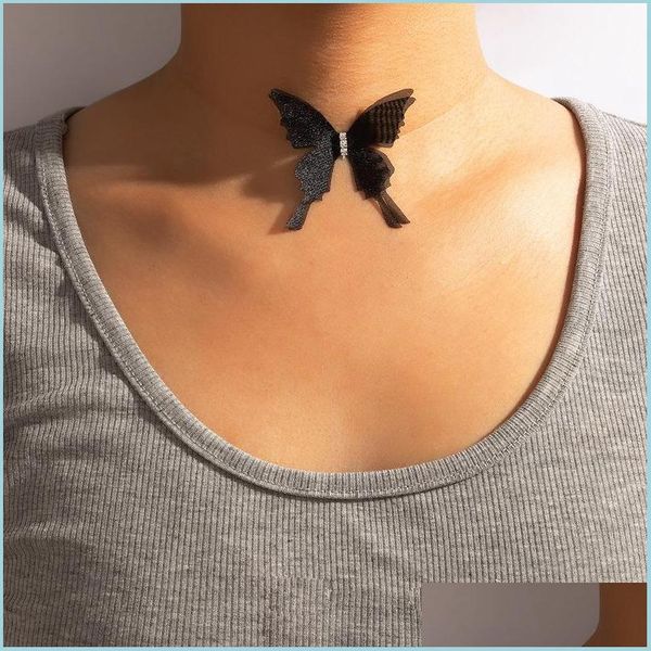 chokers chokers black white butterfly pendants necklaces for women summer fashion transparent club party jewelry drop delivery 20 dh5wj, Golden;silver
chokers chokers black white butterfly pendants necklaces for women summer fashion transparent club party jewelry drop delivery 20 dh5wj, Golden;silver