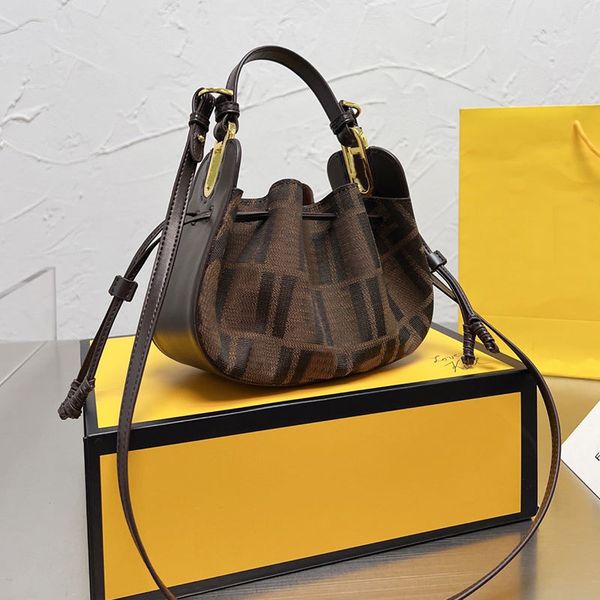 luxury saddle crossbody fends bags for womens multicolor handbag designer sling bag baguette tote shoulder purses woman 7a fashion wallet cd
luxury saddle crossbody fends bags for womens multicolor handbag designer sling bag baguette tote shoulder purses woman 7a fashion wallet cd