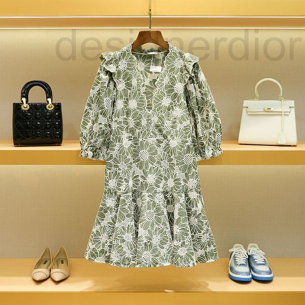 casual dresses designer family dress 2022 autumn new women's french embroidery daisy bubble sleeve a-shaped skirt children, Black;gray
casual dresses designer family dress 2022 autumn new women's french embroidery daisy bubble sleeve a-shaped skirt children, Black;gray