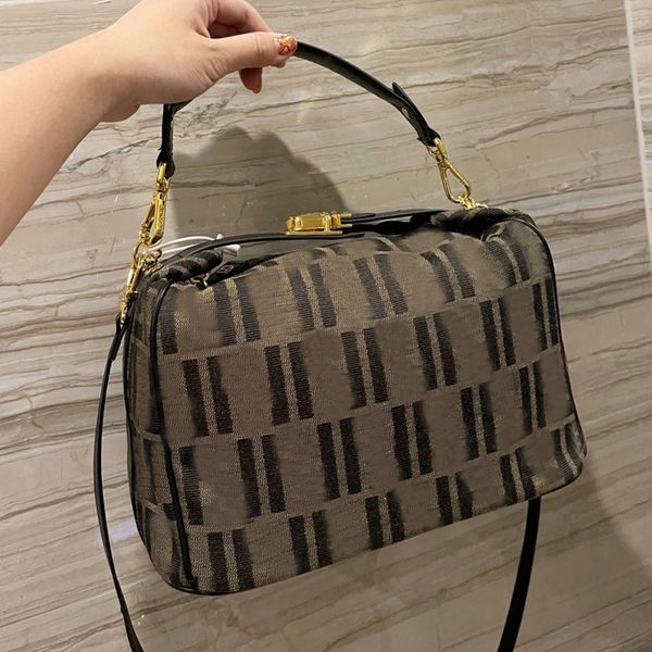 fends designer luxury women bag fend handbags fende tote beach fendyity shoulder bags fendace purses designers woman handbag 7a quality 0fxu
fends designer luxury women bag fend handbags fende tote beach fendyity shoulder bags fendace purses designers woman handbag 7a quality 0fxu