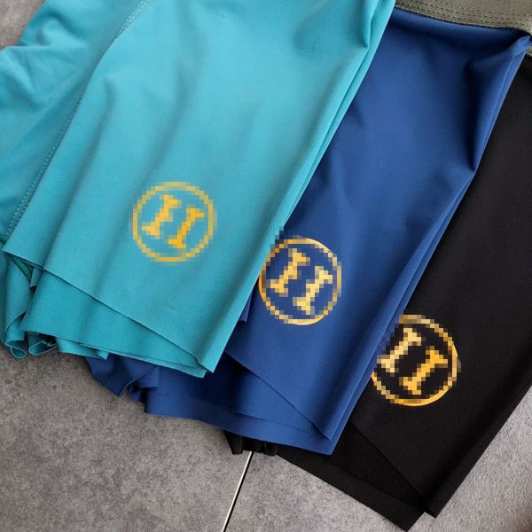 2022 6colors classic fashion men trend underpants man luxury designer brands high casual sports cotton boxer shorts underwear, Black;white
2022 6colors classic fashion men trend underpants man luxury designer brands high casual sports cotton boxer shorts underwear, Black;white