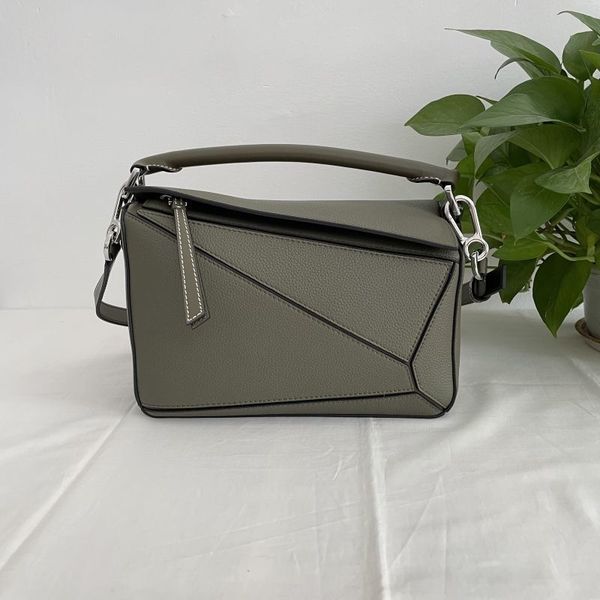 designer luxury women bag lowe handbags totes womens crossbody loulous puzzle handbag loweitys 5a quality cubi shoulder fashion capacity ver
designer luxury women bag lowe handbags totes womens crossbody loulous puzzle handbag loweitys 5a quality cubi shoulder fashion capacity ver