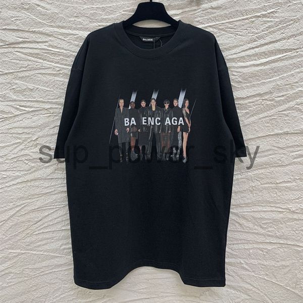 2022 new mens t-shirt fashion designer balencaigass tee letter human shape print hip hop couple outfit, White;black
2022 new mens t-shirt fashion designer balencaigass tee letter human shape print hip hop couple outfit, White;black