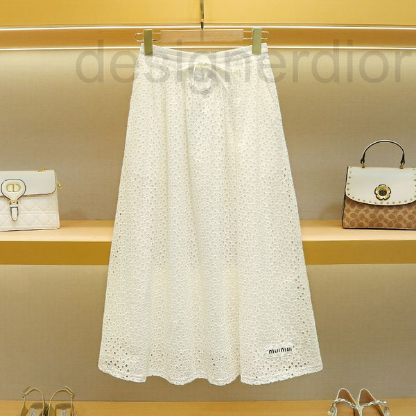 skirts designer miu's autumn french design sense small people's hollow out embroidery white lace a-word medium length skirt, Black
skirts designer miu's autumn french design sense small people's hollow out embroidery white lace a-word medium length skirt, Black