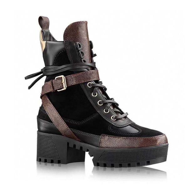winter 2022 new luxury ladies ankle boots premium doc martens cowhide lace-up platform soles women's boots size 40 41 42, Black
winter 2022 new luxury ladies ankle boots premium doc martens cowhide lace-up platform soles women's boots size 40 41 42, Black