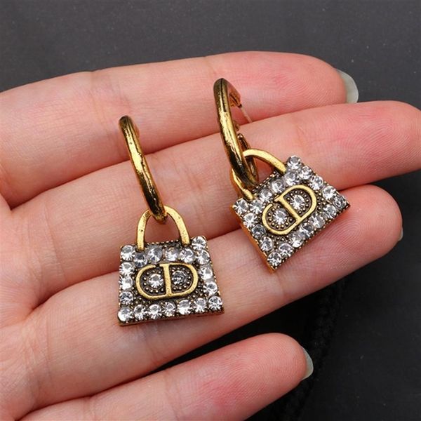 20style mixed simple 18k gold plated luxury design stud brand designers women crystal rhinestone pearl long earring jewelry232f, Golden;silver
20style mixed simple 18k gold plated luxury design stud brand designers women crystal rhinestone pearl long earring jewelry232f, Golden;silver