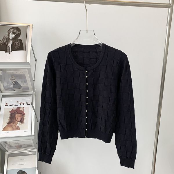 908 l 2022 milan runway autumn women's sweater brand same style long sleeve crew neck cardigan black womens xinyi, White;black
908 l 2022 milan runway autumn women's sweater brand same style long sleeve crew neck cardigan black womens xinyi, White;black