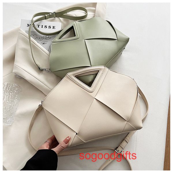 venetta bag triangle handbag point crossbody bottebags with the 2023 new spring and summer lingge collar bag large capacity one should gyh4
venetta bag triangle handbag point crossbody bottebags with the 2023 new spring and summer lingge collar bag large capacity one should gyh4