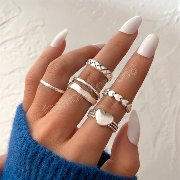 vintage silver color plated heart ring for womens steampunk love ring sets female party jewelry
vintage silver color plated heart ring for womens steampunk love ring sets female party jewelry