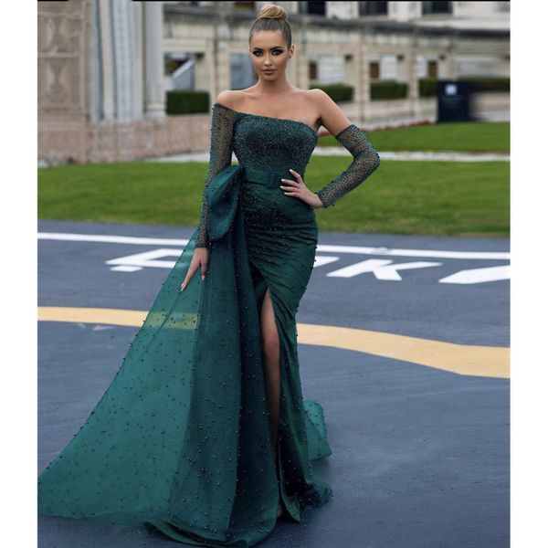 green prom dresses lace long sleeves strapless bateau appliques shiny sequins evening dresses lace pearls side slit floor length party gowns, Black
green prom dresses lace long sleeves strapless bateau appliques shiny sequins evening dresses lace pearls side slit floor length party gowns, Black