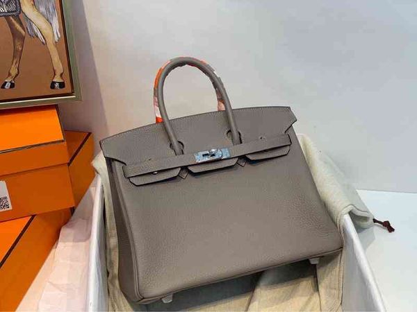 designer bags 2022 generation luxury brand geniune leather bag fashionable versatile messenger bag wedding cowhide lychee kangkang evelyns p
designer bags 2022 generation luxury brand geniune leather bag fashionable versatile messenger bag wedding cowhide lychee kangkang evelyns p