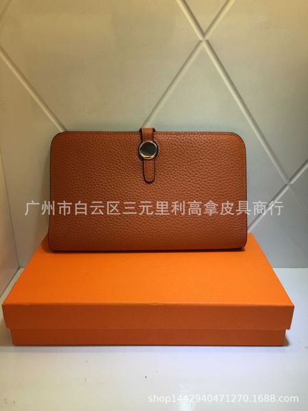 2021 new women's wallet h aijia litchi pattern horse buckle creative pickup bag wallet, Red;black
2021 new women's wallet h aijia litchi pattern horse buckle creative pickup bag wallet, Red;black