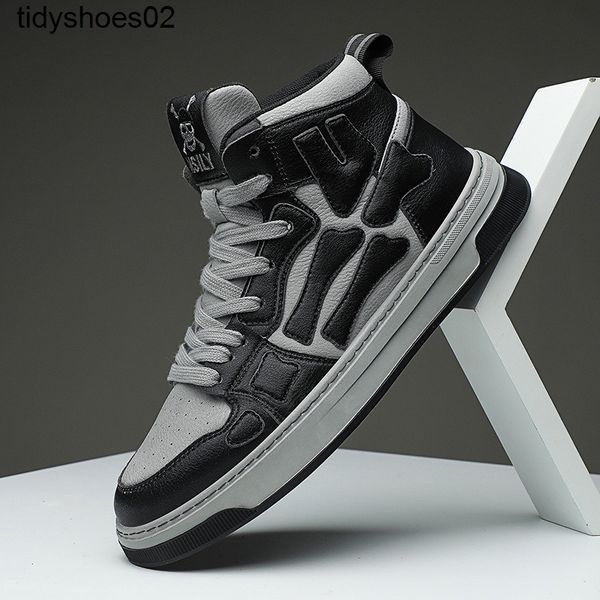 2021 autumn new men's shoes korean men's fashion casual amirs air bone high board shoes, Black
2021 autumn new men's shoes korean men's fashion casual amirs air bone high board shoes, Black