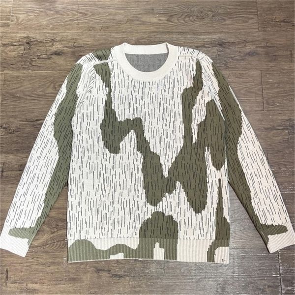 mens sweaters compass patch fall winter sweater autumn mens sports trend round neck sweater pullover men 220919, White;black
mens sweaters compass patch fall winter sweater autumn mens sports trend round neck sweater pullover men 220919, White;black