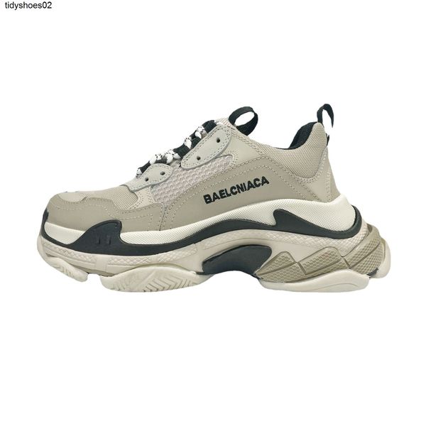 putian balencaigass daddy shoes high version 2022 men's and women's versatile high rise sports casual six ply shoes, Black
putian balencaigass daddy shoes high version 2022 men's and women's versatile high rise sports casual six ply shoes, Black