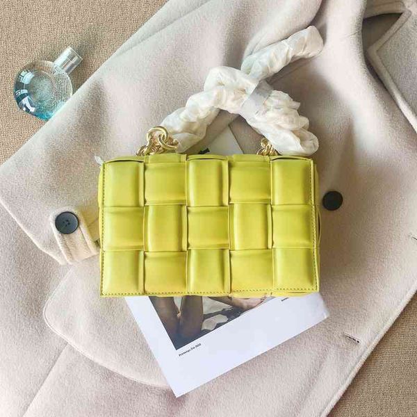 designer bags 2022 green cassette woven waist bag woven square tofu botegaass totes luxury chain vintage cassette pillow square dumpling rjw
designer bags 2022 green cassette woven waist bag woven square tofu botegaass totes luxury chain vintage cassette pillow square dumpling rjw
