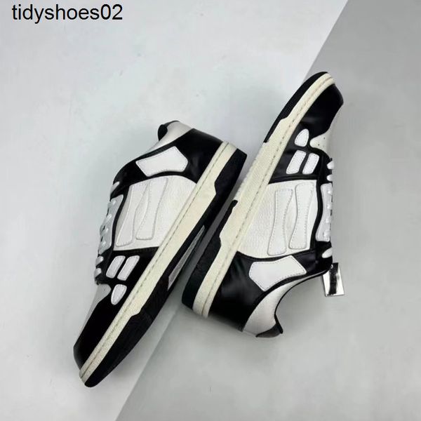 high final version 2022 new amirs bone shoes women black and white panda low lace sports casual board shoes men
high final version 2022 new amirs bone shoes women black and white panda low lace sports casual board shoes men