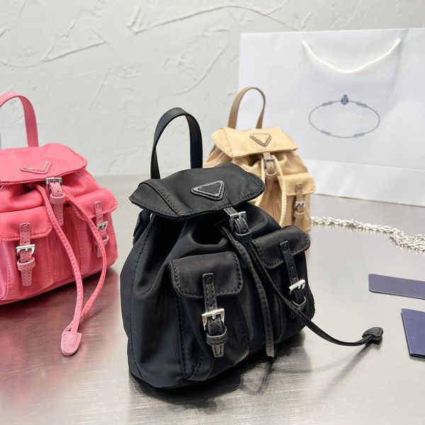 luxurys designer nylon backpack shoulder bags classic handbags black back pack triangle sign metal zipper multi pockets schoolbag
luxurys designer nylon backpack shoulder bags classic handbags black back pack triangle sign metal zipper multi pockets schoolbag