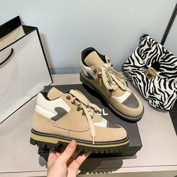 luxurious designer fashion women 2023 boots cowskin leather high end level quality knight boot lace-up patchwork suede letter c ladies outdo, Black
luxurious designer fashion women 2023 boots cowskin leather high end level quality knight boot lace-up patchwork suede letter c ladies outdo, Black