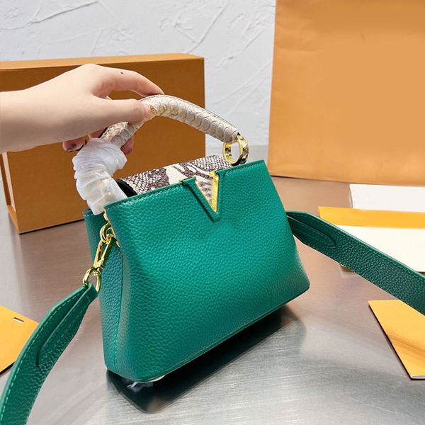 handbag ladies tote bags crossbdoy bags women handbags purse wide leather shoulder strap quality wallet fashion letter
handbag ladies tote bags crossbdoy bags women handbags purse wide leather shoulder strap quality wallet fashion letter