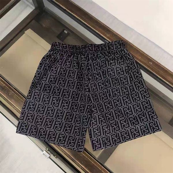 2023 new clothing winter high version double letter printing fashionable versatile beach casual shorts men and women's same pants, White;black
2023 new clothing winter high version double letter printing fashionable versatile beach casual shorts men and women's same pants, White;black