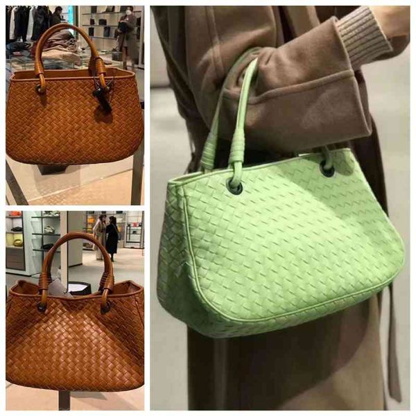 designer bags 2022 green cassette woven waist bag woven square tofu botegaass totes luxury chain vintage cassette pillow square dumpling k5g
designer bags 2022 green cassette woven waist bag woven square tofu botegaass totes luxury chain vintage cassette pillow square dumpling k5g