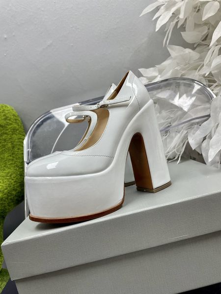 2022 new dress shoes leather super high heel catwalk model single shoes waterproof platform stage performance thick bottom cheongsam, Black
2022 new dress shoes leather super high heel catwalk model single shoes waterproof platform stage performance thick bottom cheongsam, Black