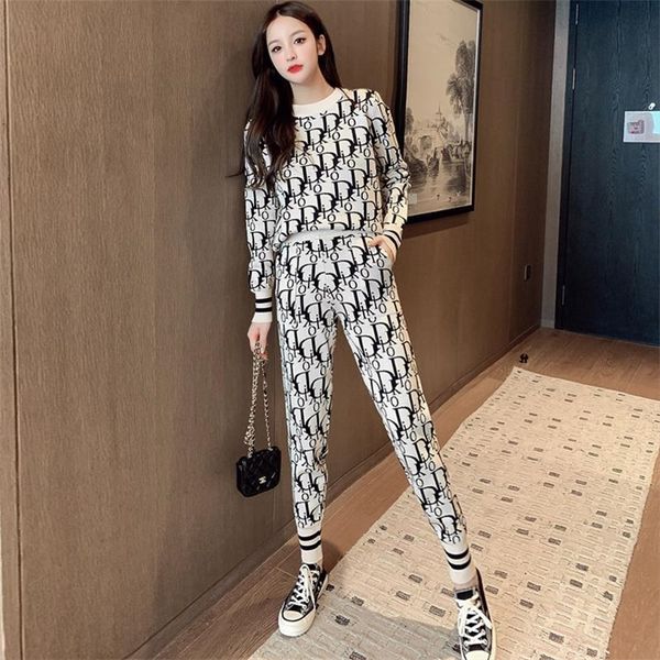2023 new clothing winter high version red kwai fashion knitting set and autumn style leisure sports two age reduction, Gray
2023 new clothing winter high version red kwai fashion knitting set and autumn style leisure sports two age reduction, Gray