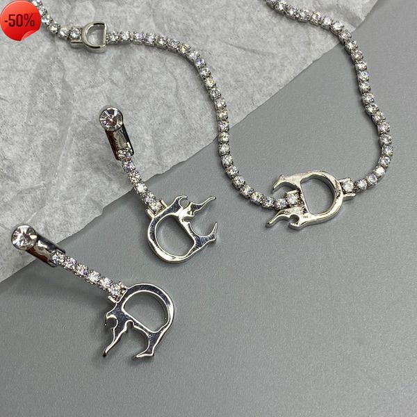 50% off factory clearance sale designer new brand jewelry necklace charm letter inlai flash clavicle chain dign cool, Silver
50% off factory clearance sale designer new brand jewelry necklace charm letter inlai flash clavicle chain dign cool, Silver