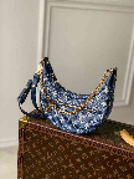 other bags loop denim blue pea moon m81166 luxury quality brand designer letter handbags shoulder messenger bag 07zs, Black 
other bags loop denim blue pea moon m81166 luxury quality brand designer letter handbags shoulder messenger bag 07zs, Black