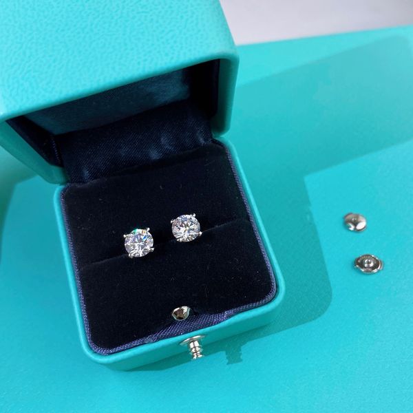 designers earrings studs quality women's charm letter pearl round high sense earring retro fashion jewelry women jewelrys gifts box goo, Golden;silver
designers earrings studs quality women's charm letter pearl round high sense earring retro fashion jewelry women jewelrys gifts box goo, Golden;silver