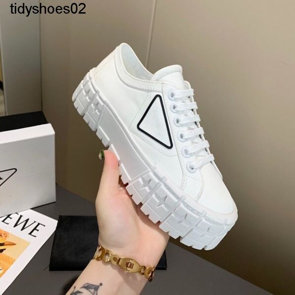 triangle canvas shoes women's thick sole biscuit women's new leisure sports small white sponge women's shoes, Black
triangle canvas shoes women's thick sole biscuit women's new leisure sports small white sponge women's shoes, Black